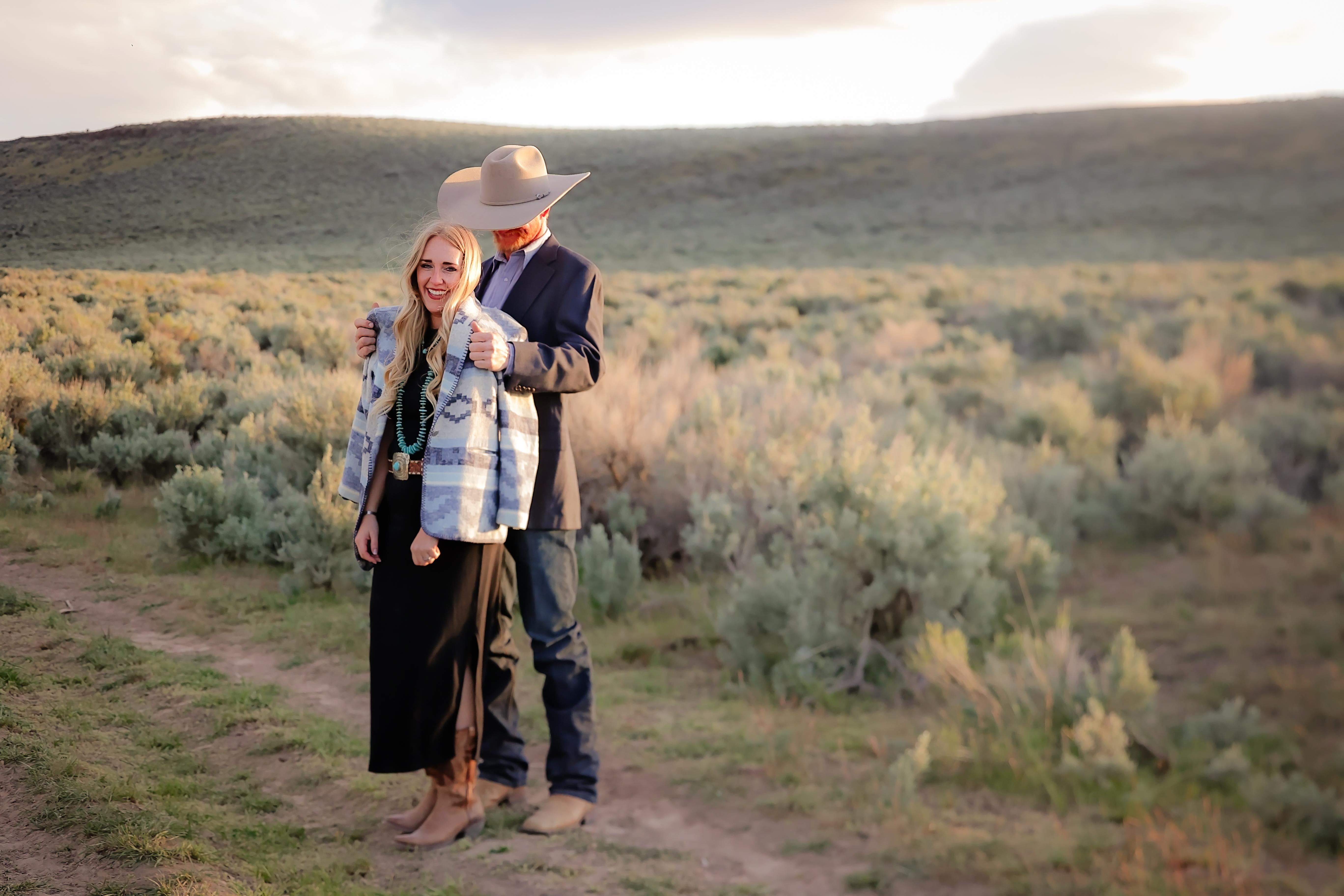 The Wedding Website of Raylee Ann Reeves and Klancy Lewis Krenka