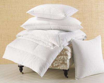 Laurel Down Pillow, Medium, Standard