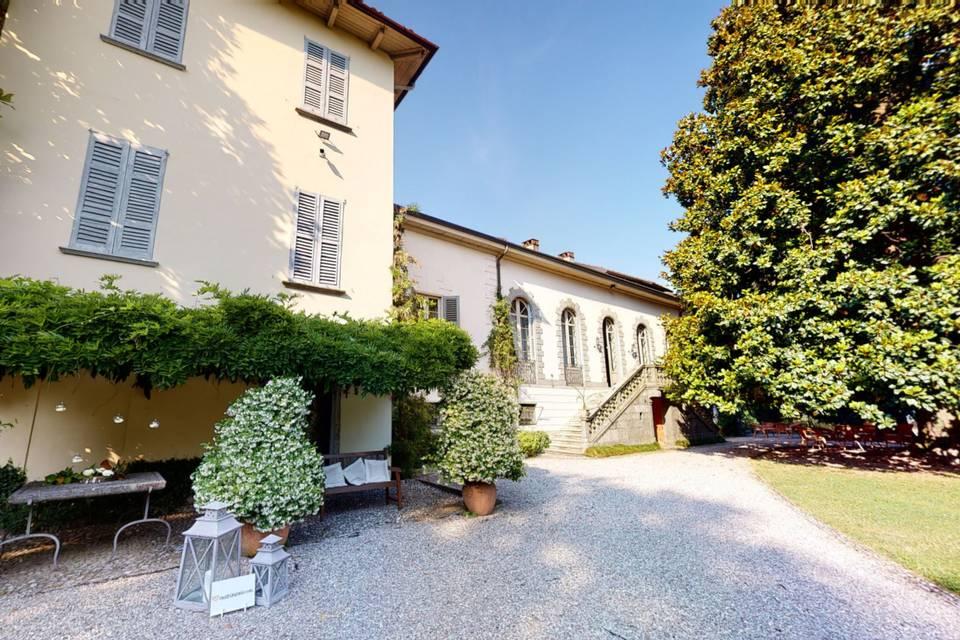 The Wedding Website of Callum Hall and Veronica Rossi