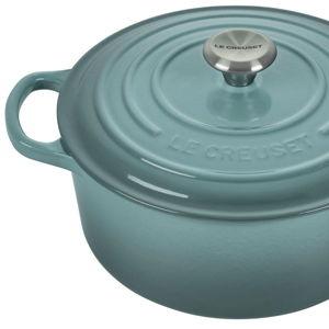 Signature Round Dutch Oven in Sea Salt