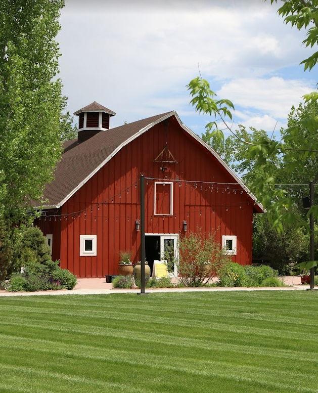 The Wedding Website of Avery Leavitt and Fletcher Cheezum