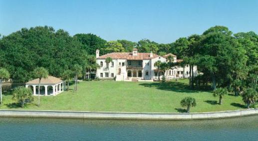 The Wedding Website of Nancy Fantuzzi and Peter Belcastro