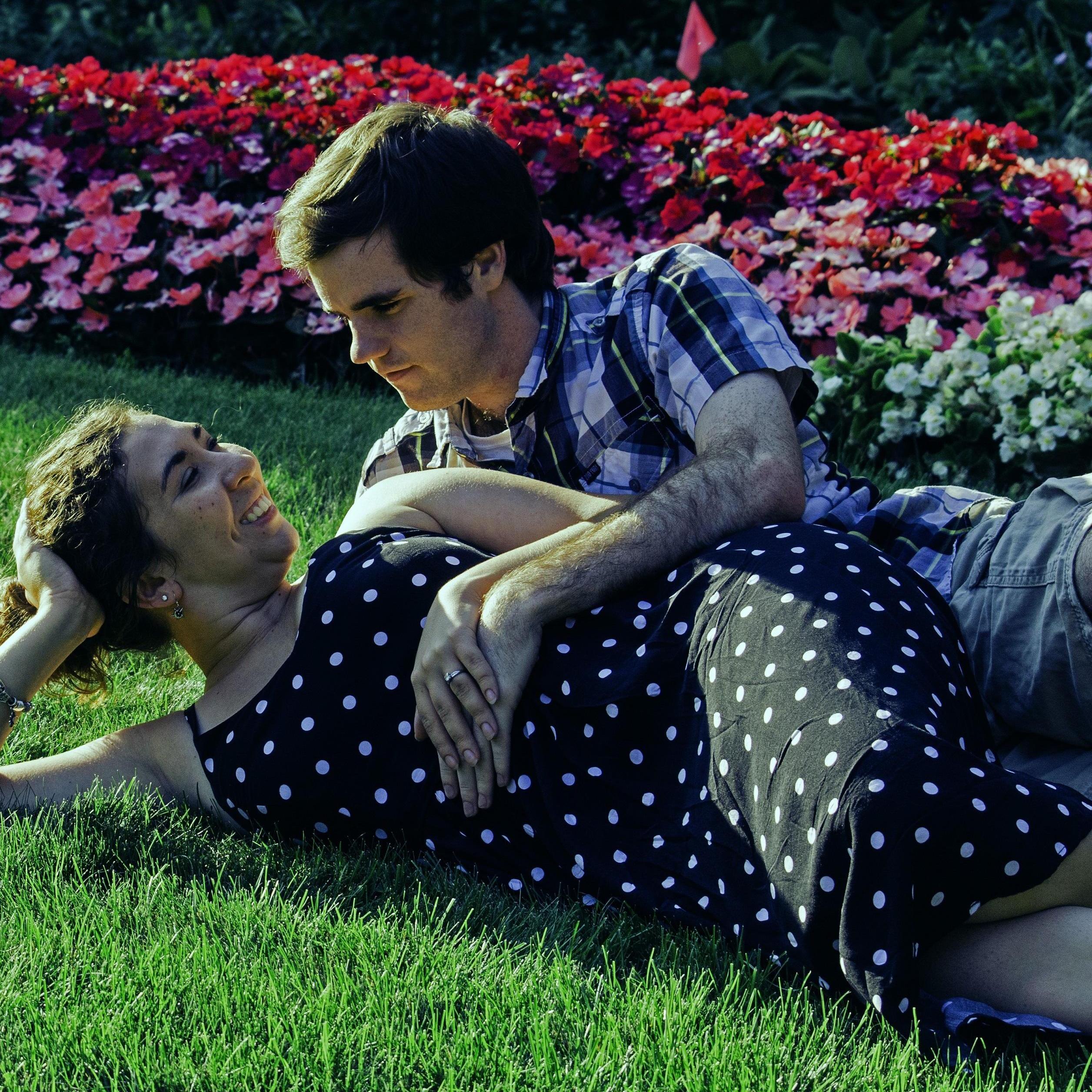 Ben thinks this is a regular engagement shot, but Justine knows it's a recreation of the meadow scene from Twilight.