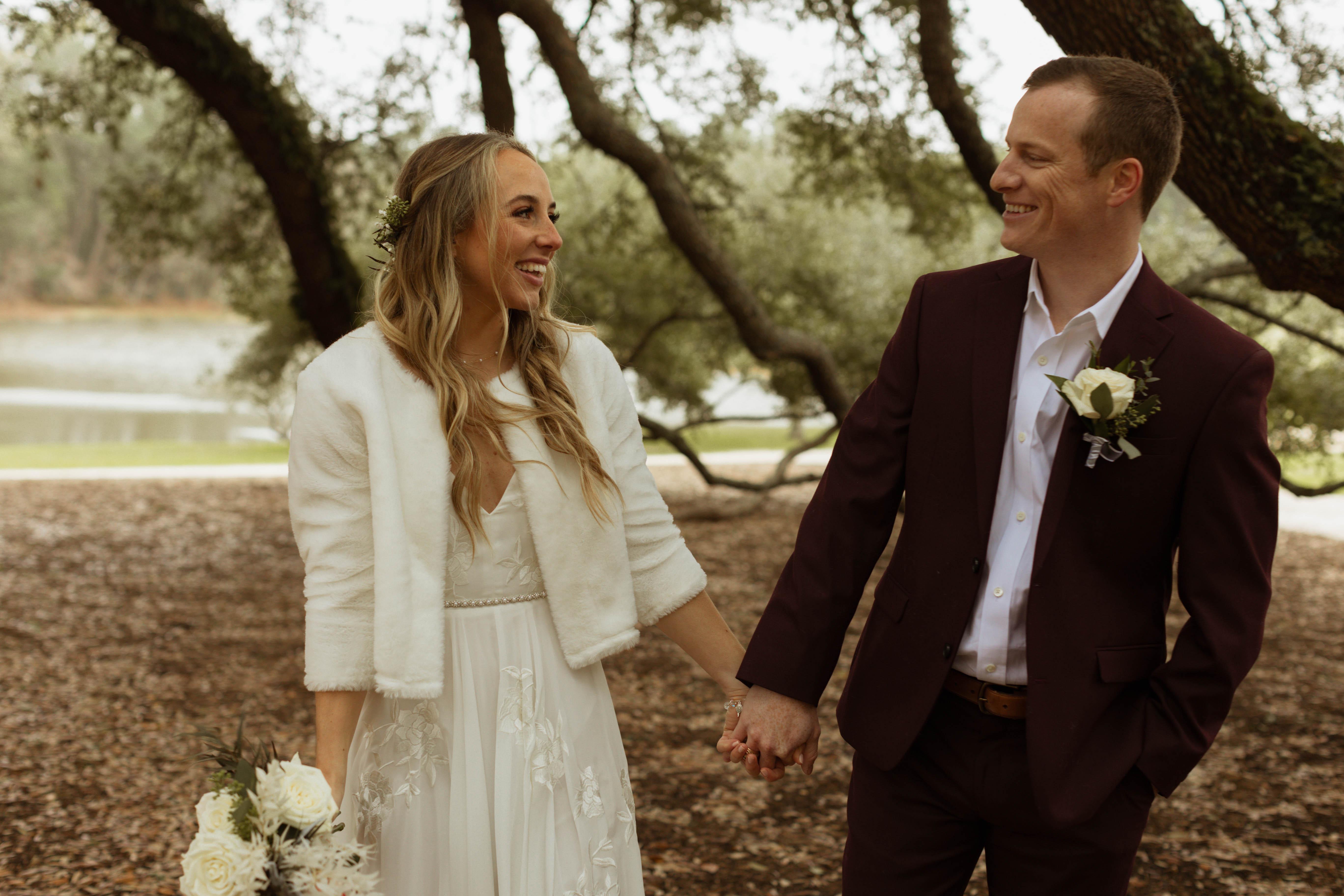 The Wedding Website of Kelly Hugo and Jake Davis