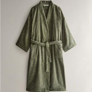 PREMIUM COTTON BATHROBE (420 GXM²)