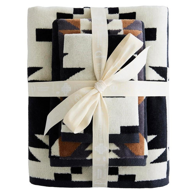 Pendleton 3 Piece Bath Towel Set, 100% Cotton, Soft and Absorbent Shower Towels - Spider Rock Black/White