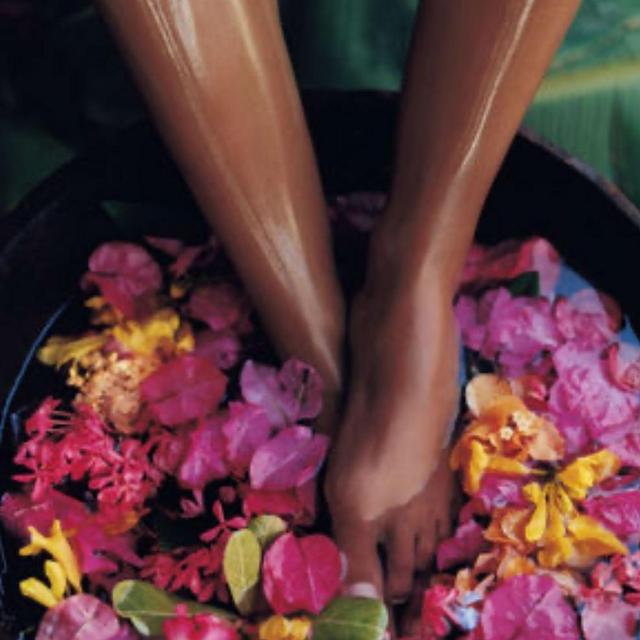 Couples Mani/Pedi