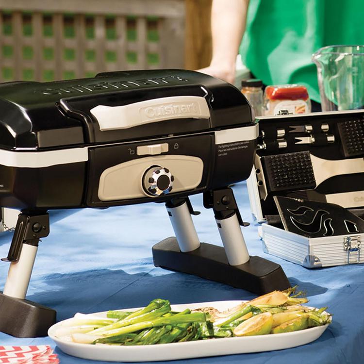 Cuisinart 145-Sq in Stainless Steel Portable Gas Grill in the Portable  Grills department at