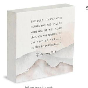 IYEZH Inspirational Christian Decor Christian Home Decor Bible Verse Serenity Prayer Room Decor Rustic Bible Verse Desk Decor Wood Sign for Home Farmhouse Office Bathroom