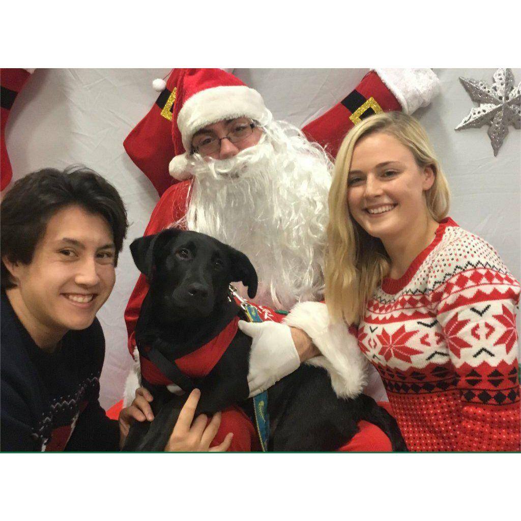 Our first family Christmas photo, with our favorite Boh! 
-12.09.17