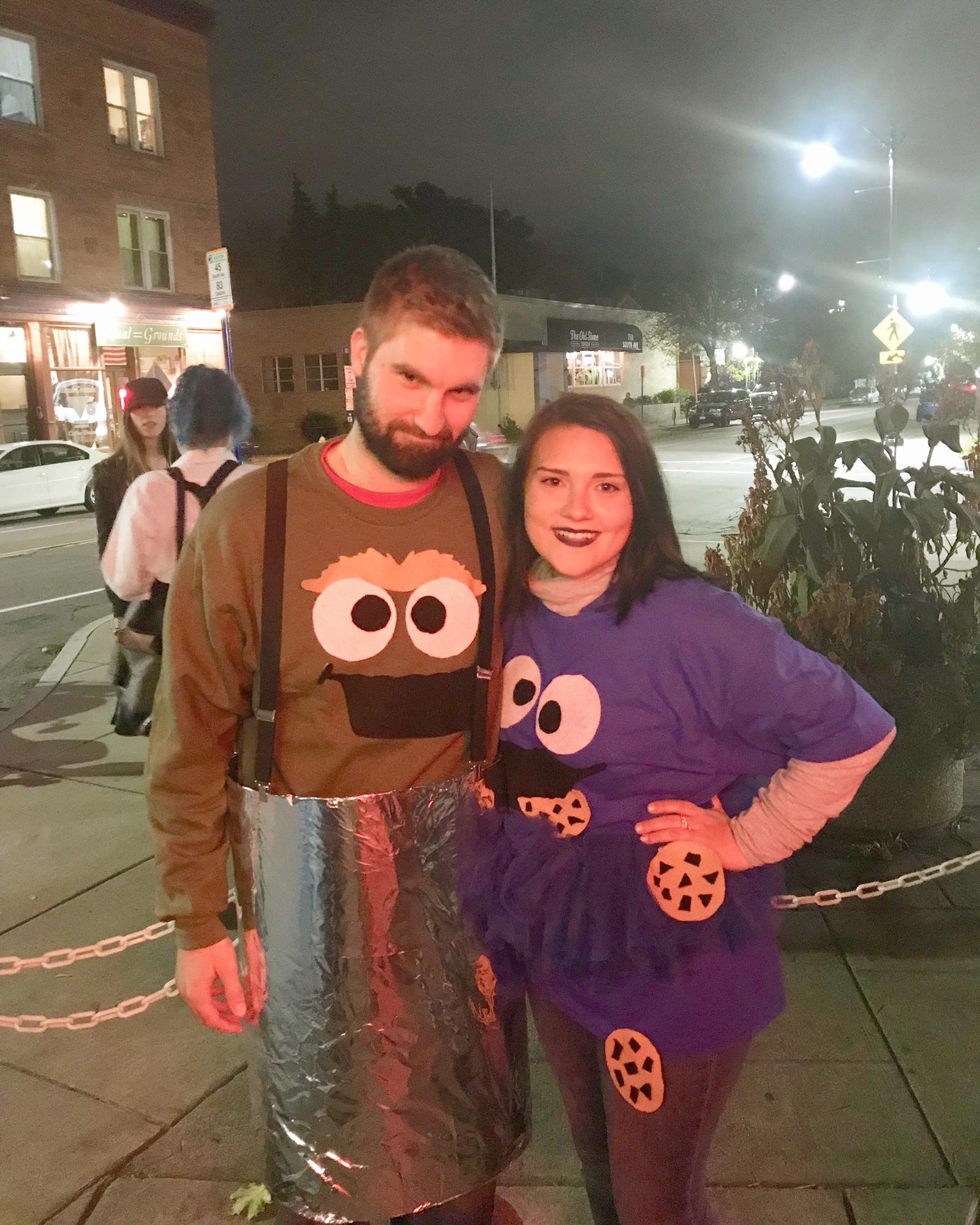 Oscar the grouch and Cookie Monster