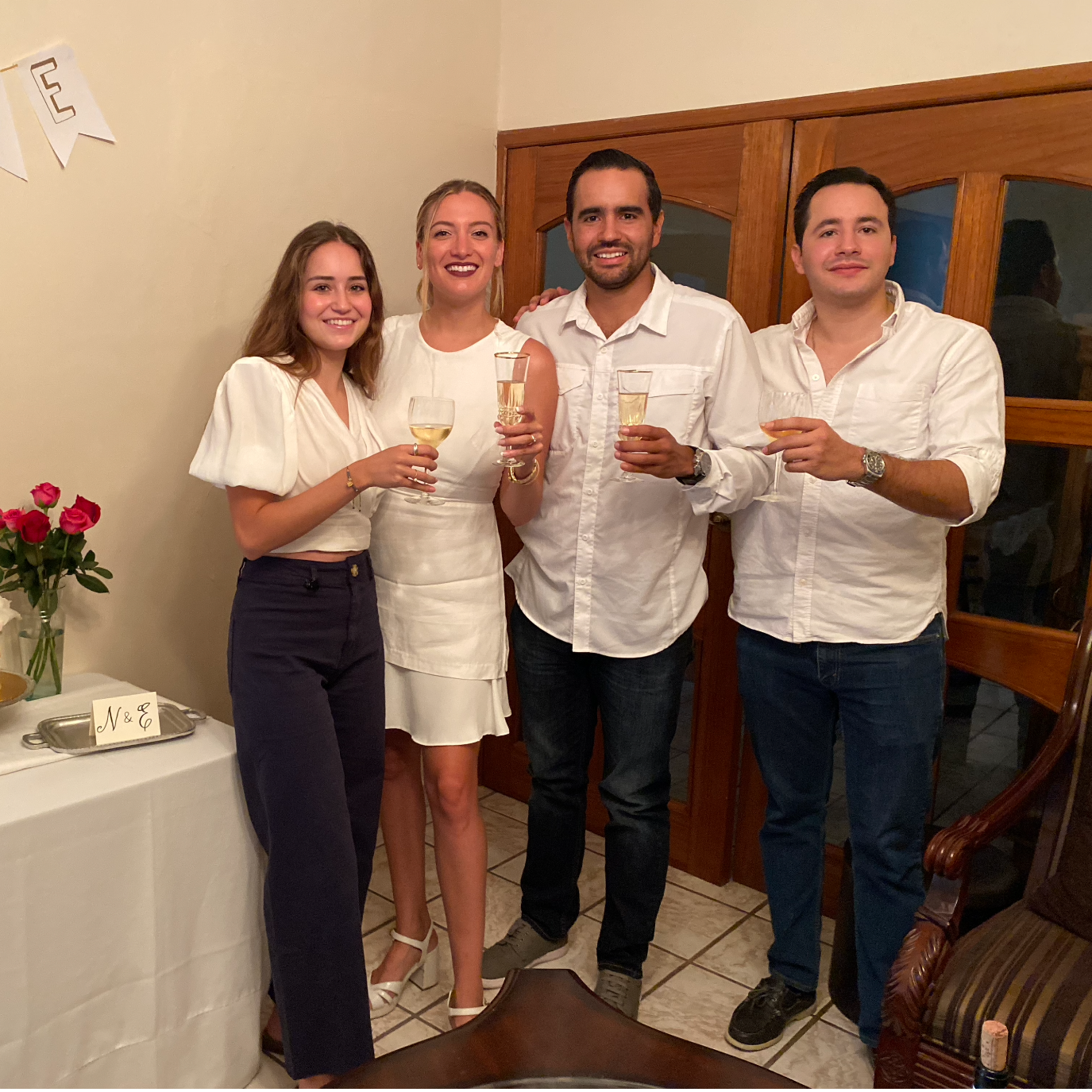 La celebración de compromiso que organizaron en casa de Lalo 🤍🥂