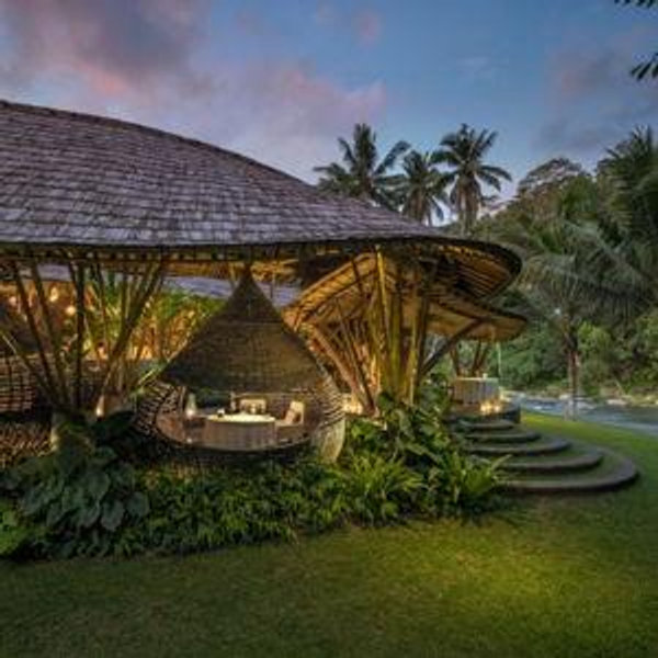 Kubu Restaurant