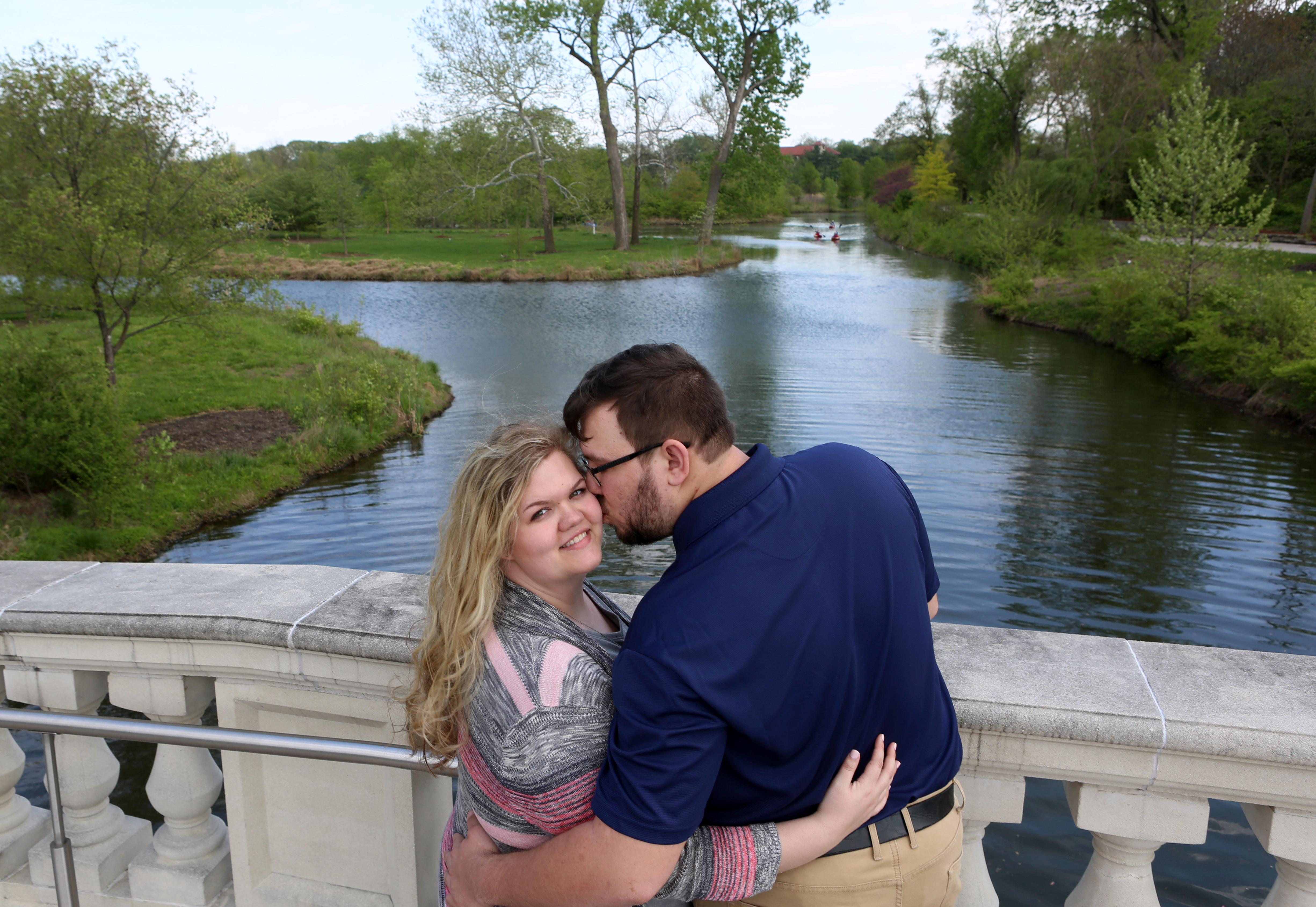 The Wedding Website of Sara Stewart and Kenton Roeckenhaus