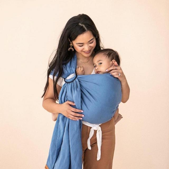 Baby wearing - Ring Sling