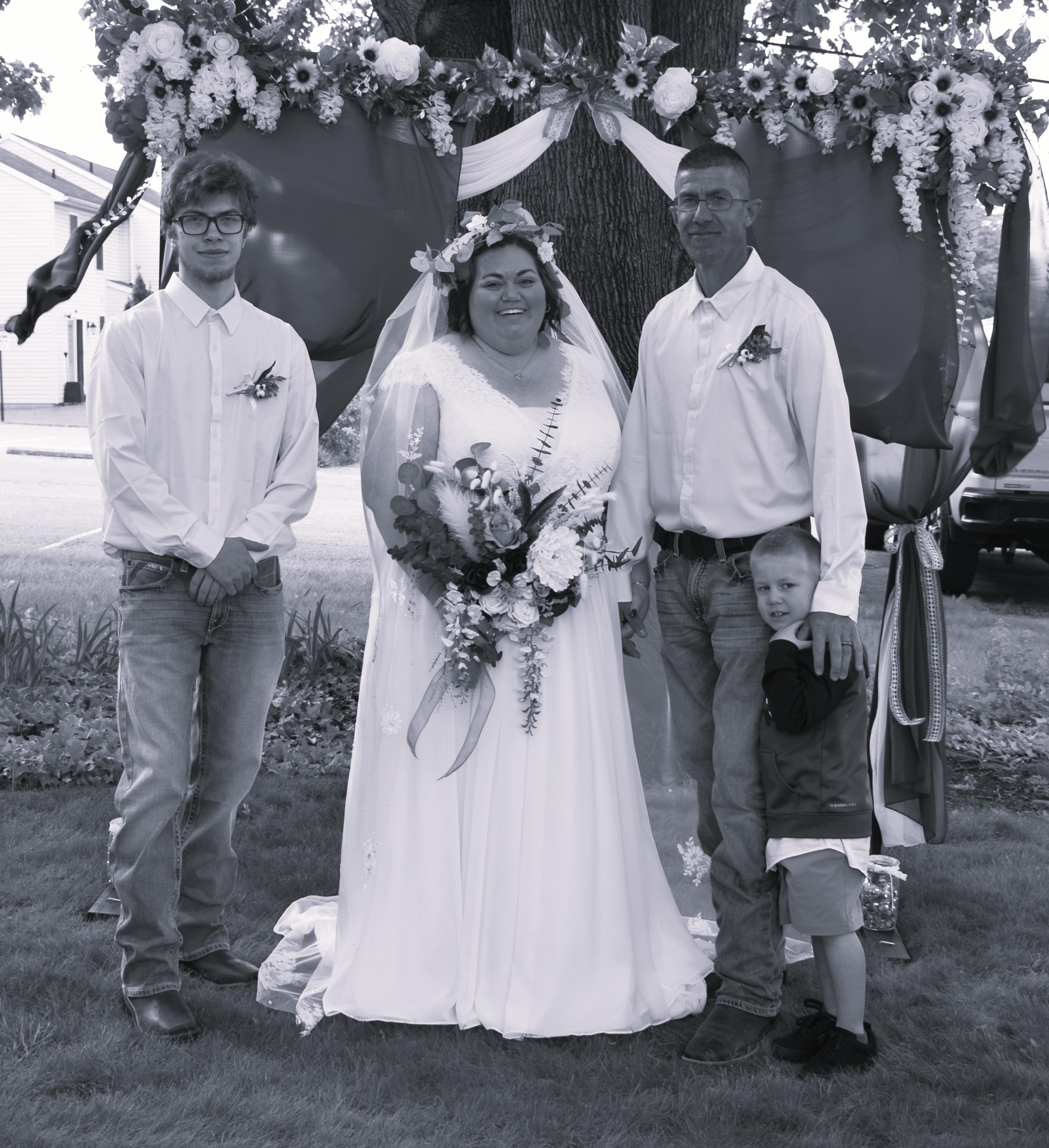 The Wedding Website of Carolyn Menear and Andrew Menear