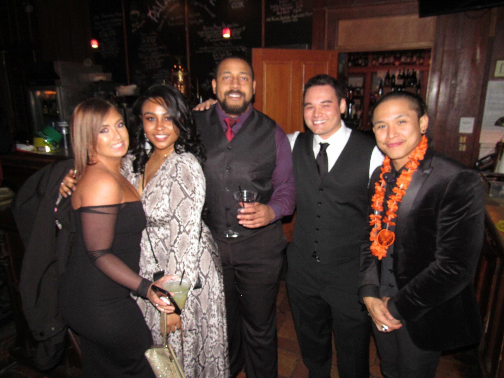 Bare ball with friends🤗