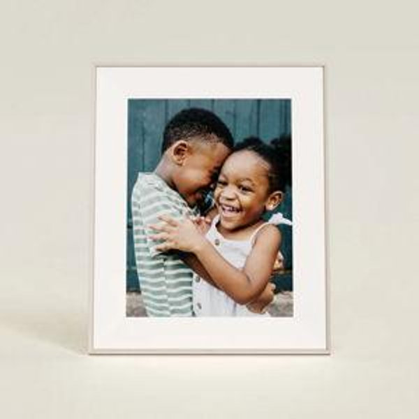 Aspen | Aura HD digital picture frame, clay color
