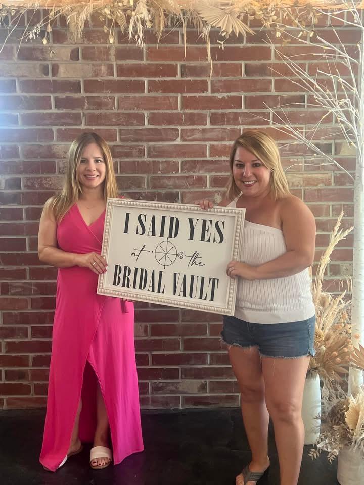 The Wedding Website of Ashley Sousa and Randall Jones