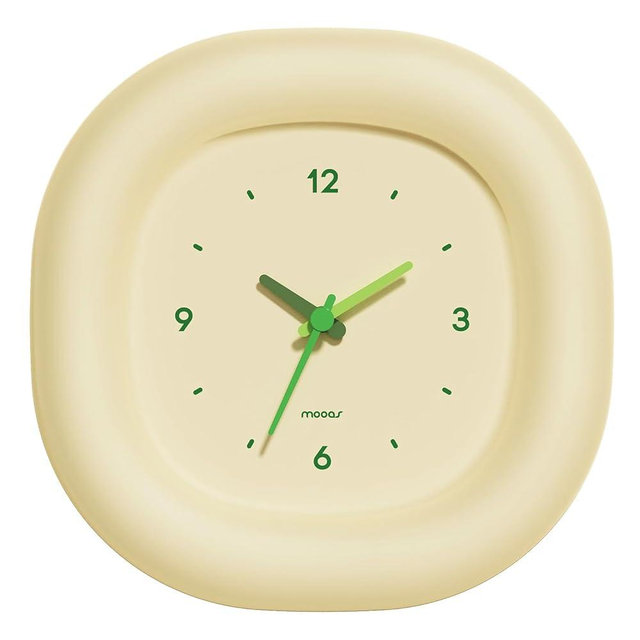 mooas Cute Mini Analog Marshmallow Clock 6.9 Inch Aesthetic Small Silent Bedside Desk Clock Battery Operated Non-Ticking Shelf Clocks for Décor Livingroom Bedroom Kitchen Desktop Gift Clock(Yellow)