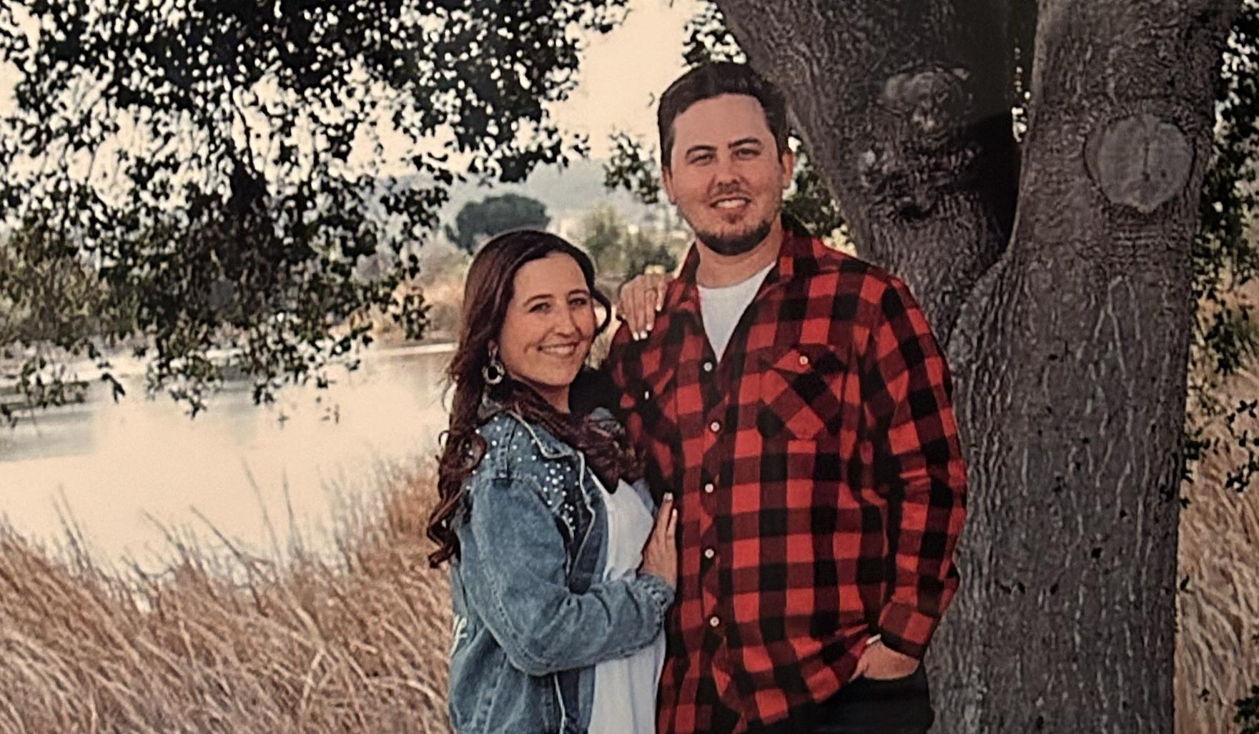 The Wedding Website of Samantha Smith and Derek Hutchins