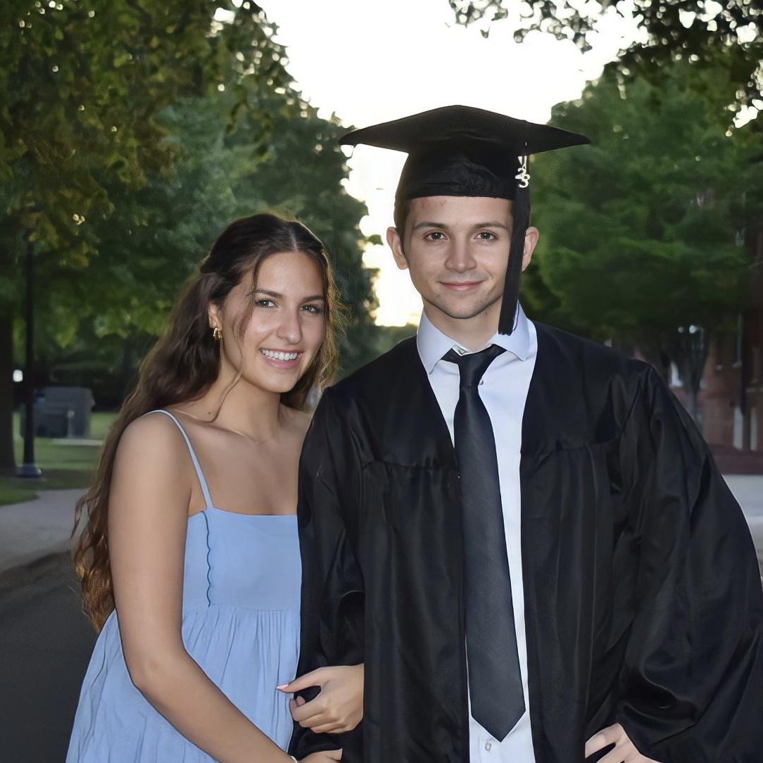 05-13-2023
Nick celebrates his graduation with some amazing pictures with his future wife Jess! One of many celebrations the couple enjoyed together!