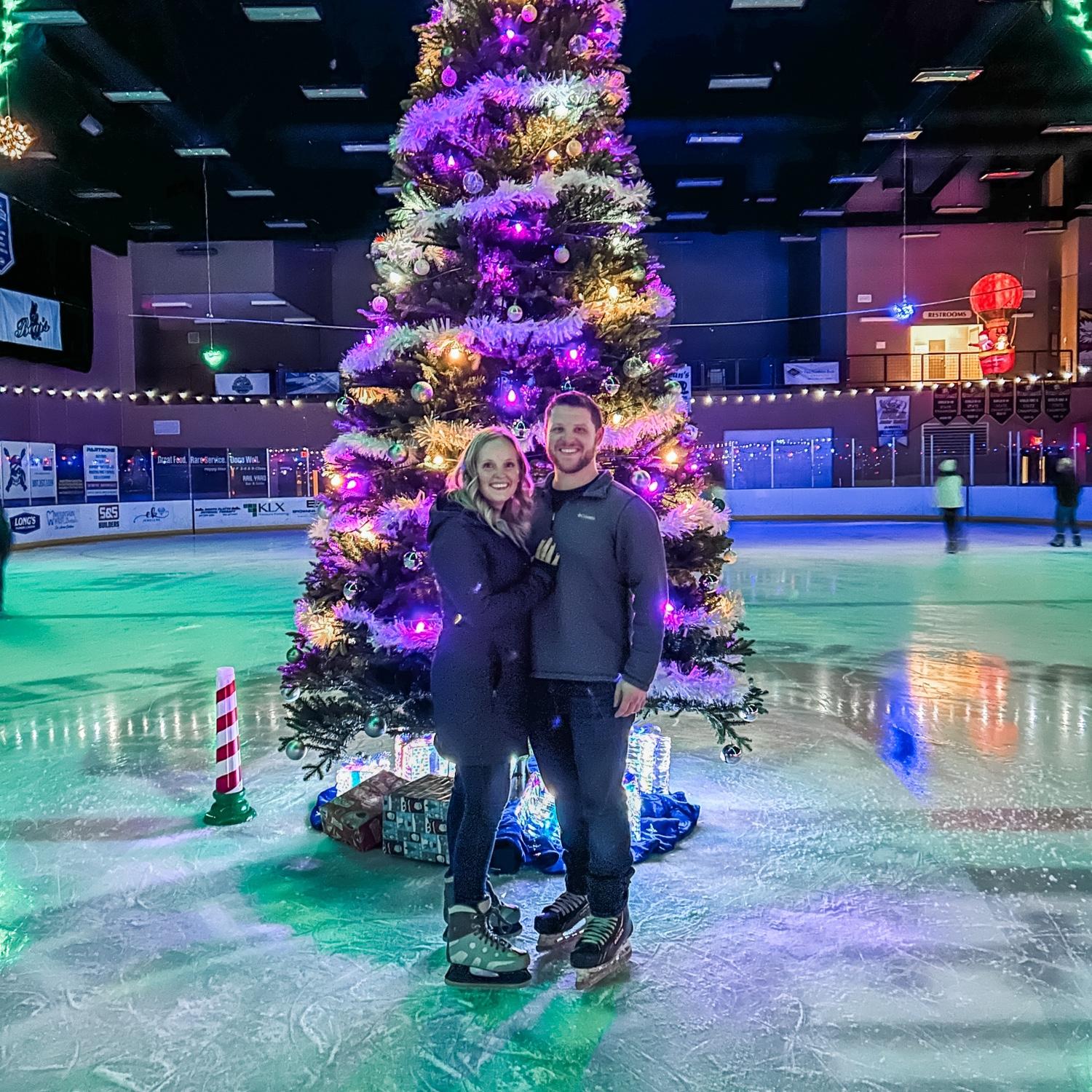 Skating around the Christmas Tree! 🎄