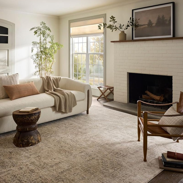 Loloi Magnolia Home by Joanna Gaines Junie Collection JUE-02 Oatmeal/Smoke 2'-7" x 8'-0", .38 Pile Height, Runner Rug