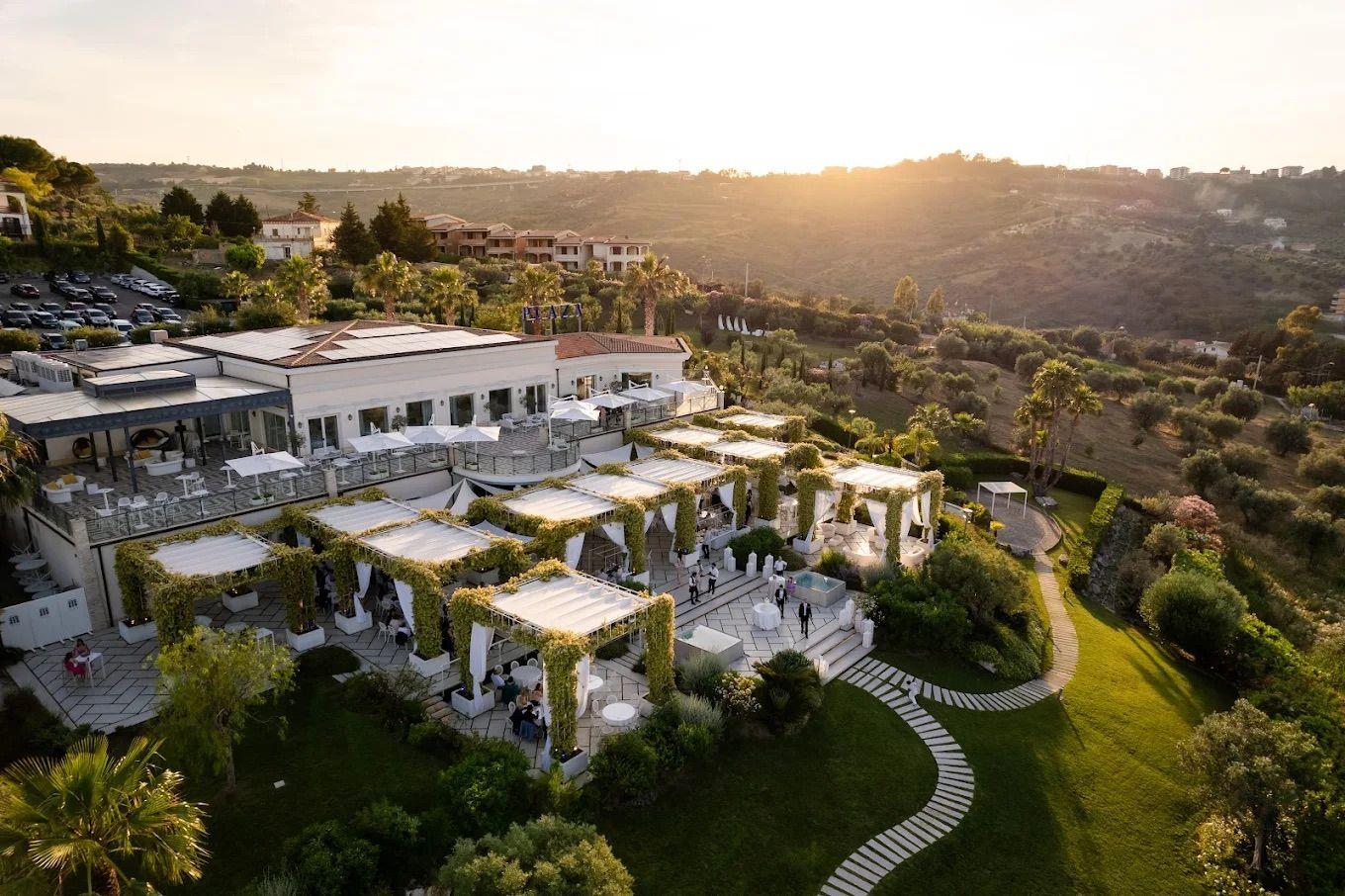 The Wedding Website of Gina Tozzo and Marco Comignani