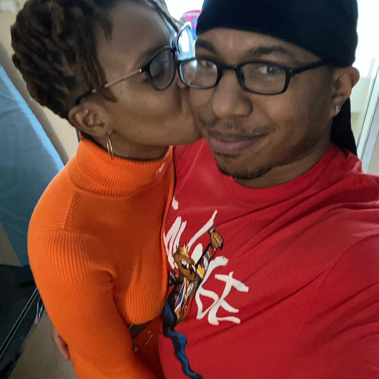 2022 We Dated Long Distance