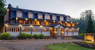 The Wedding Website of Dalia Falu and Anthony Henson