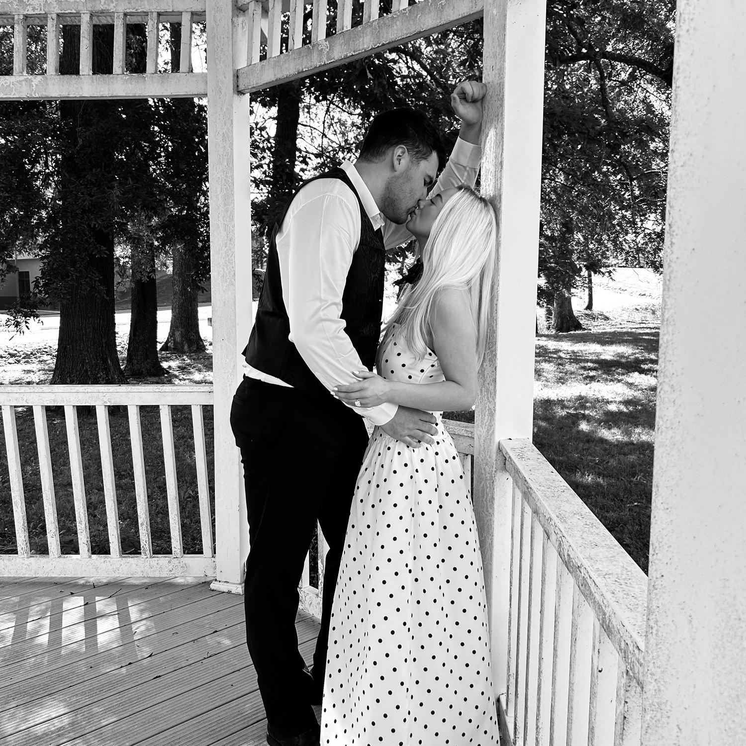 another dreamy picture from engagement photos 📸