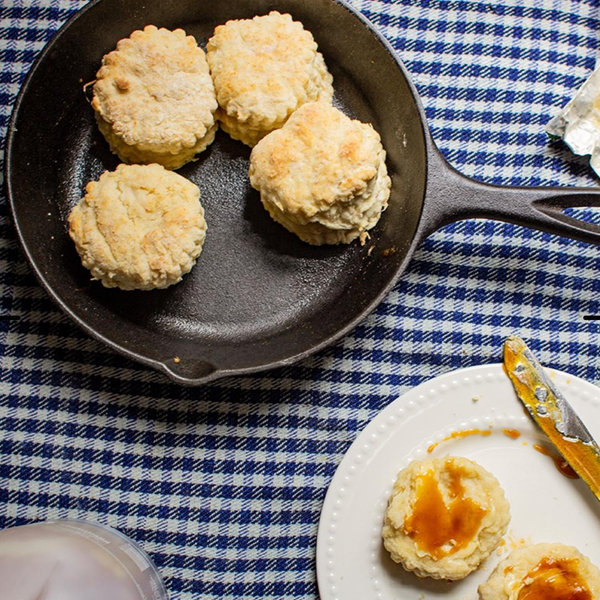 Classic Cast Iron Skillets | Lodge Cast Iron 8”