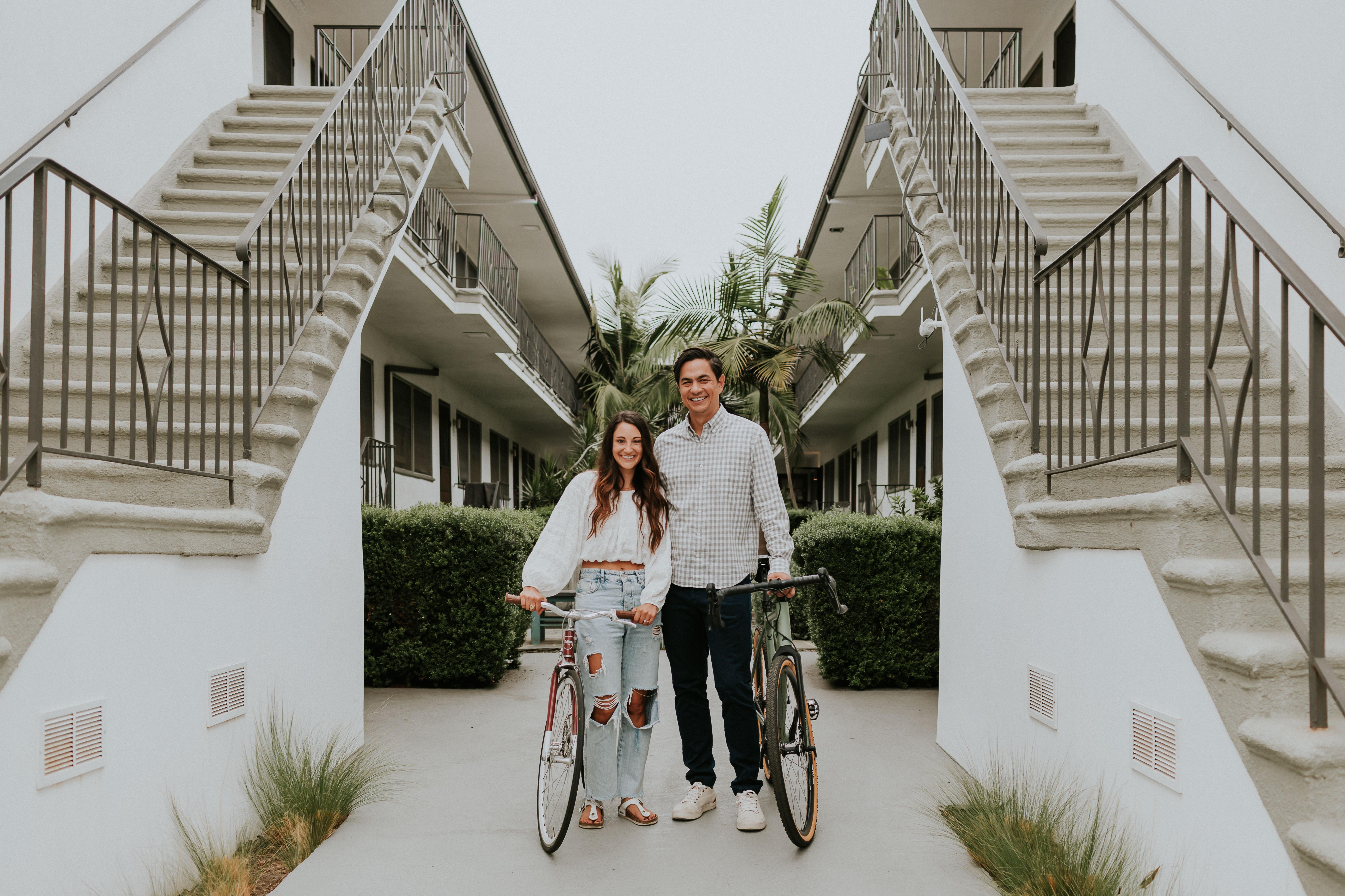 The Wedding Website of Alexandra Flowers and Lawrence Pitkin