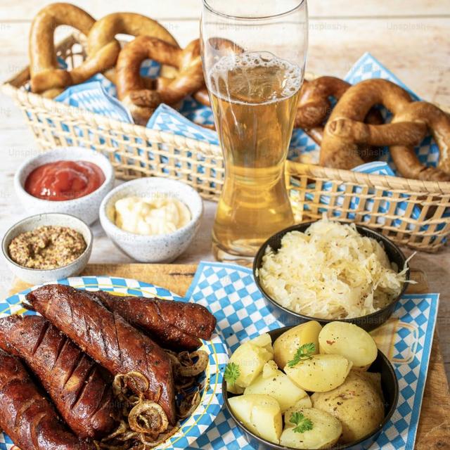 Honeymoon - Meals in Munich