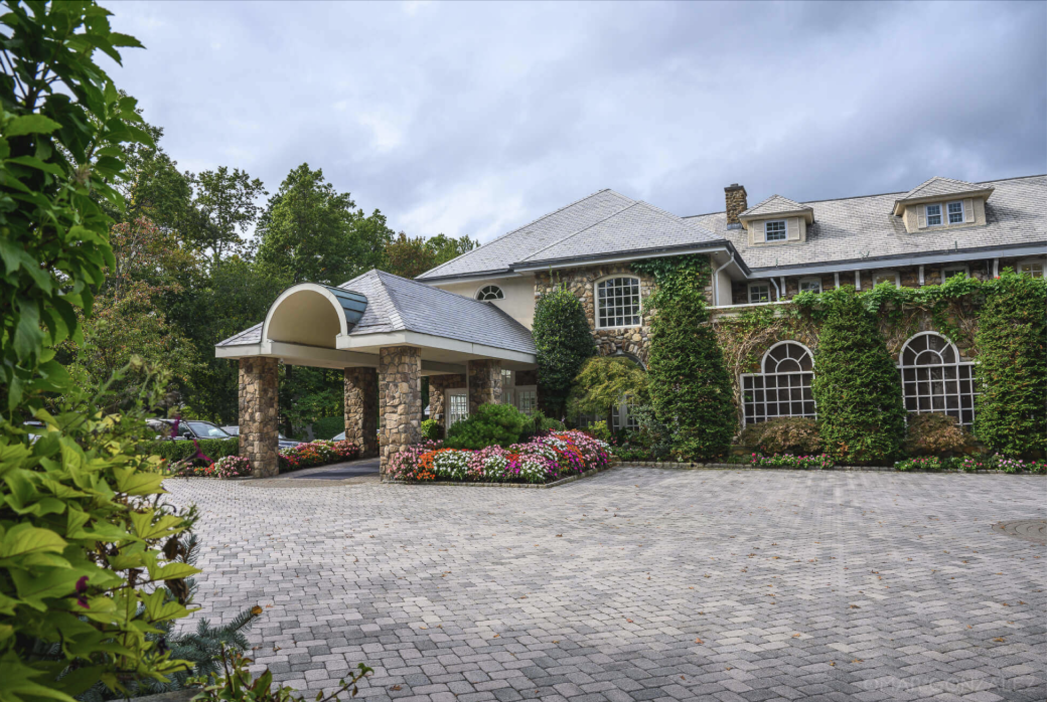 The Wedding Website of John Agugliaro and Briana Delbuono
