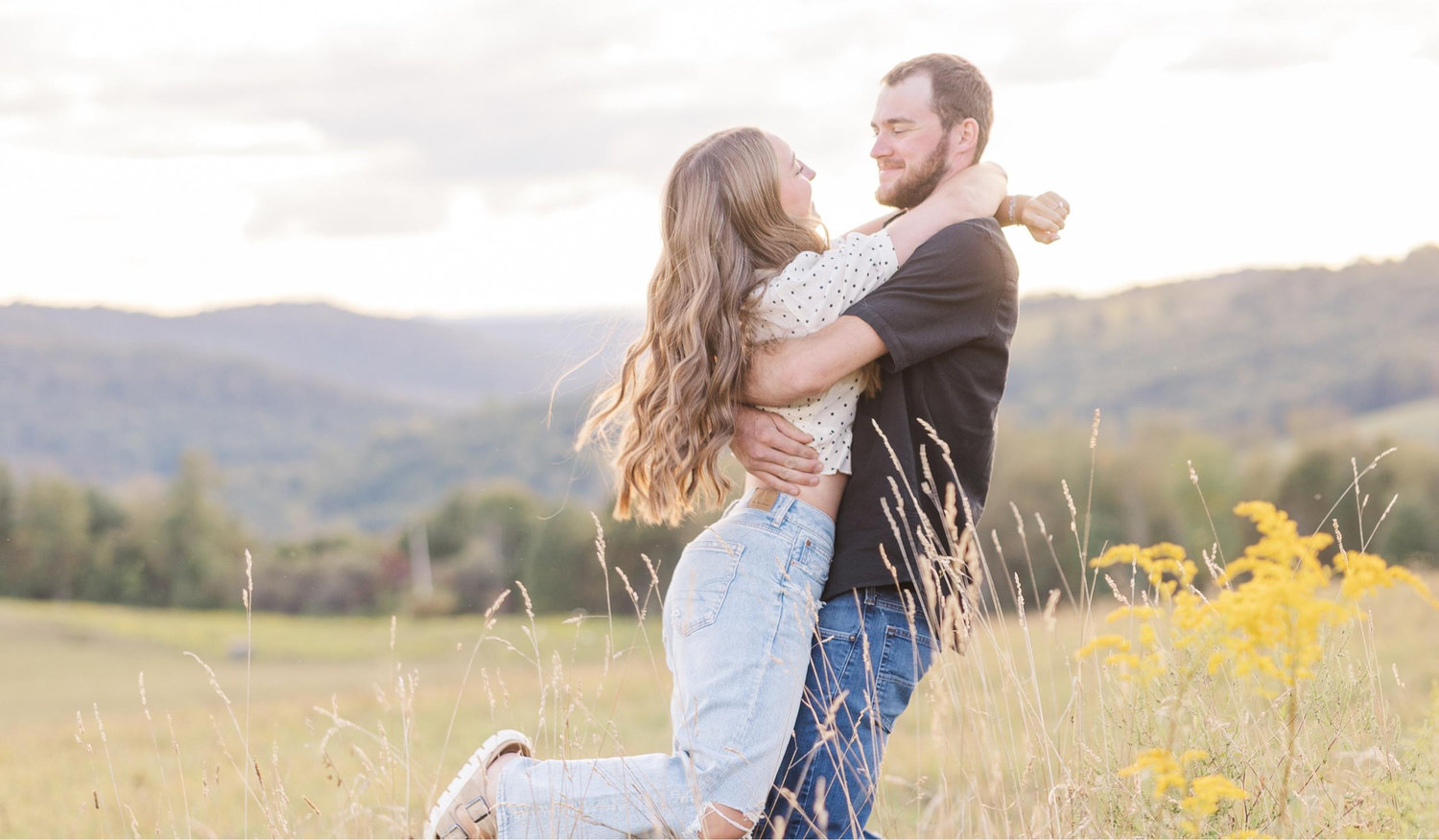 The Wedding Website of Abby Mercik and Max Evans
