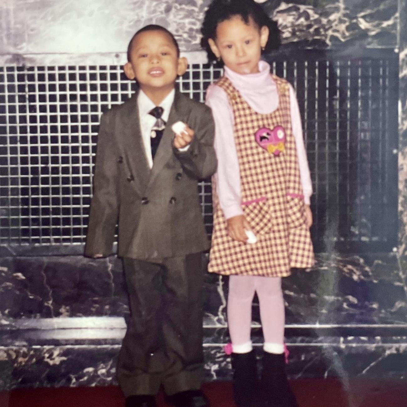 The twins who are practically inseparable; you’ll find him in almost every childhood photo with Gen!