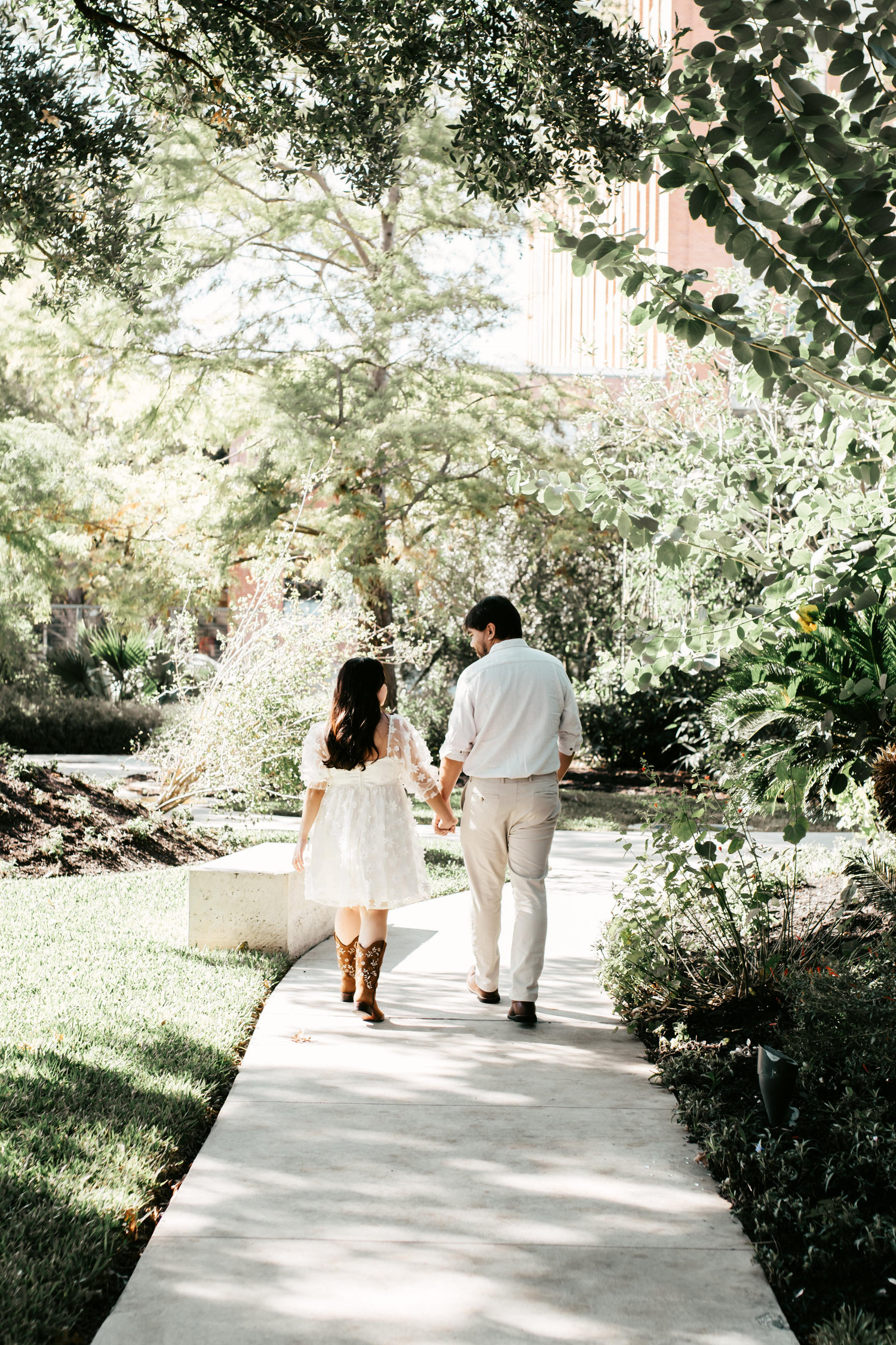 The Wedding Website of Leslie Tamez and Paul Dart