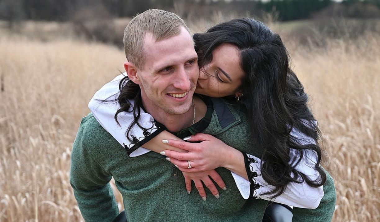 The Wedding Website of Sara Samiri and Matthew Liebno