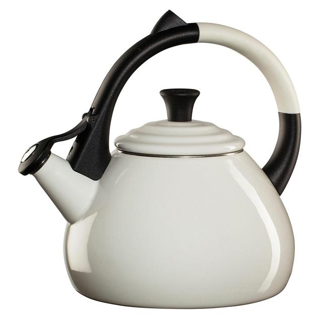 Le Creuset Oolong Teakettle