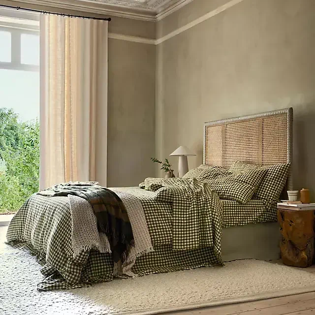 Piglet in Bed Linen Blend Duvet Cover