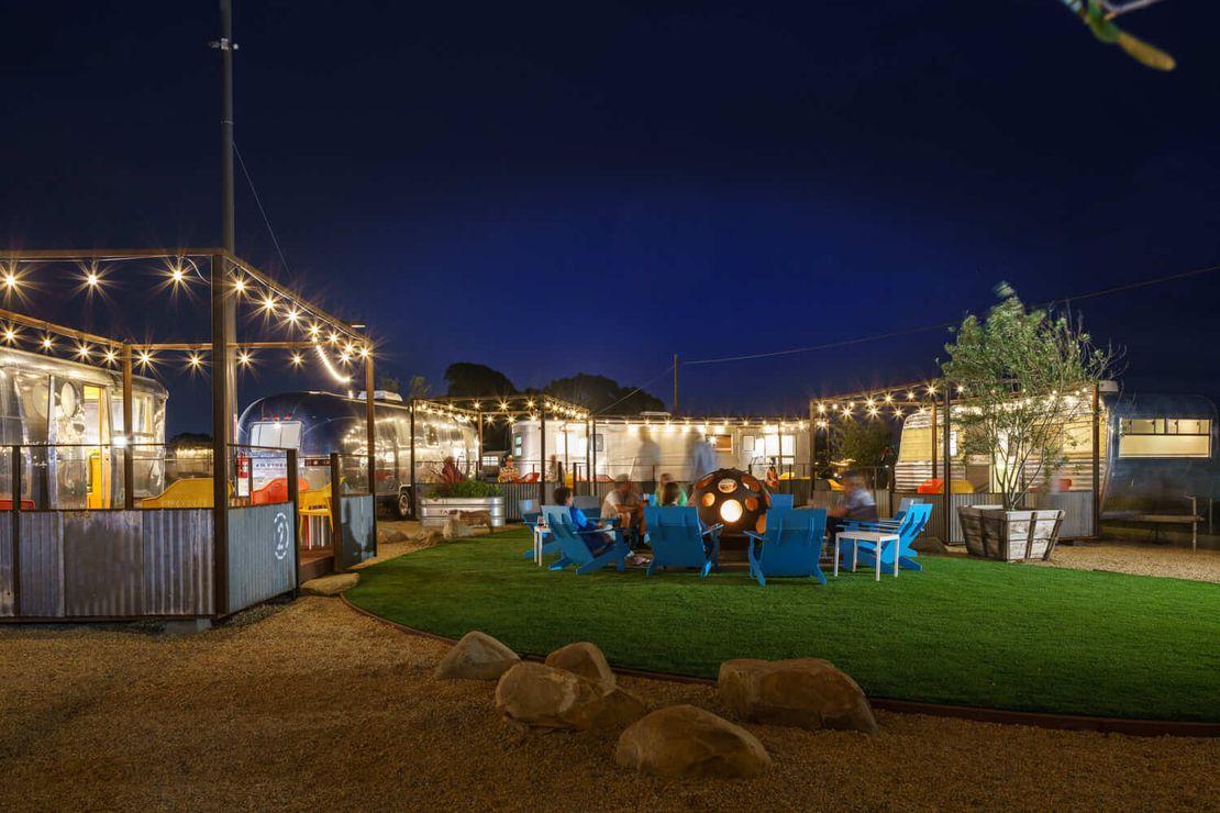 The Wedding Website of Casey Hoeschler and Locke Alexander
