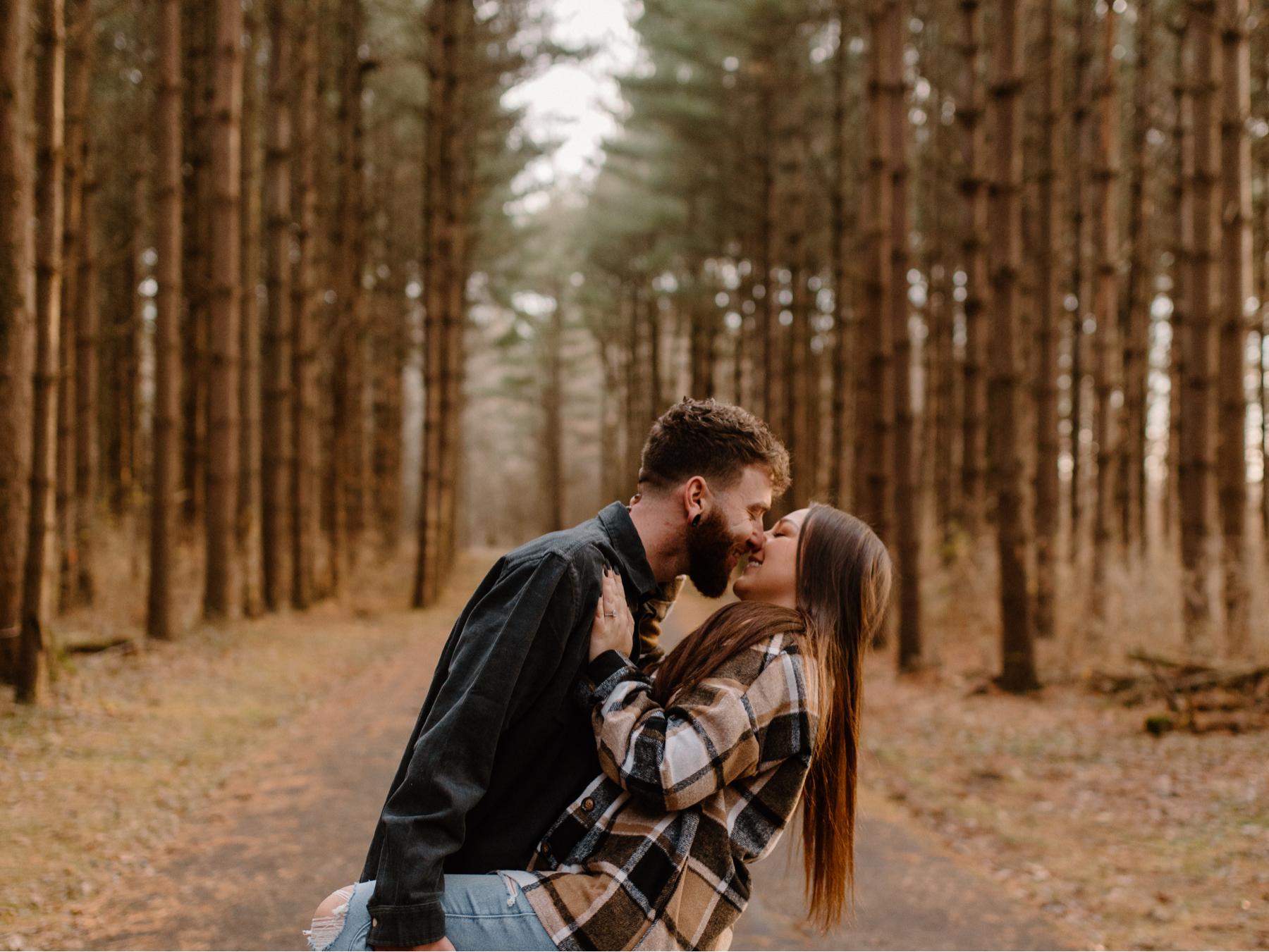 The Wedding Website of Taylor Wojciechowski and Jake Doerfler