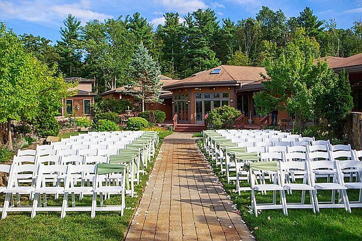 The Wedding Website of Krystal Borges and Jeffrey Shea