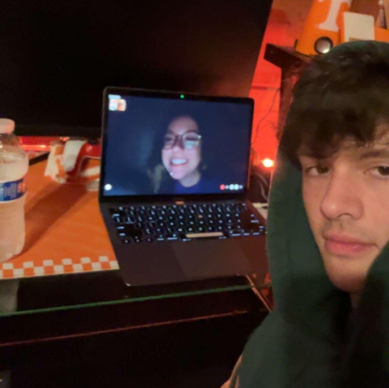 Long-distance FaceTime calls