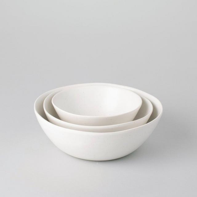 The Nested Serving Bowls—SPECKLED WHITE