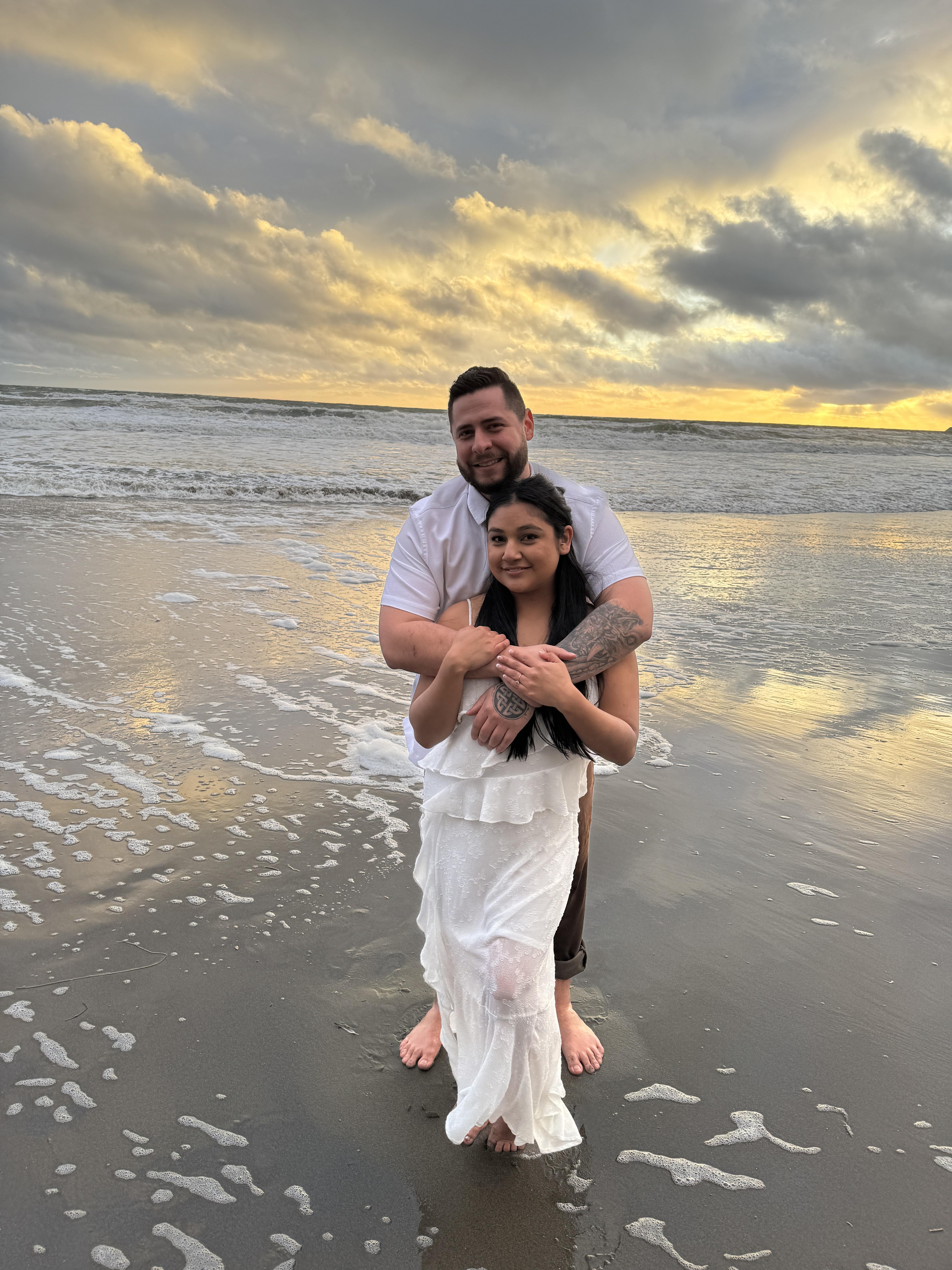 The Wedding Website of Jocelyn Pizana and Ian Hill