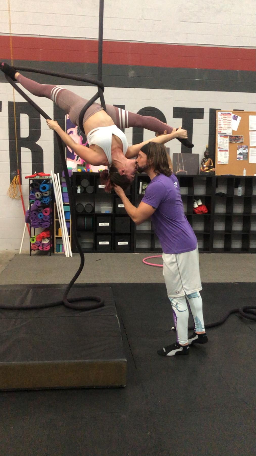Valentine’s Day aerial class ❤️😂