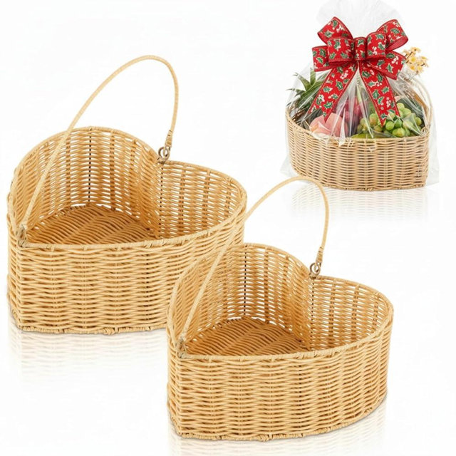 Qinyoung 2 Pcs Heart Wicker Picnic Basket with Handle Medium and Small Valentine's Day Heart Shaped Baskets Hand Woven Rattan Empty for Camping Outdoor Party Couple Birthday Wedding Valentine Gift